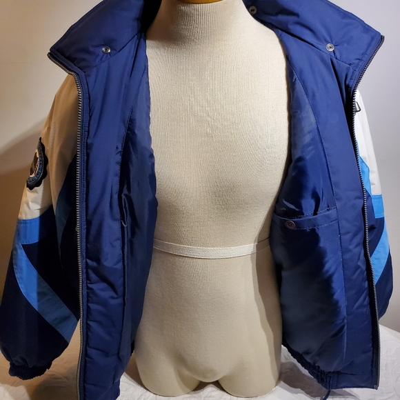 🚨🚨SOLD🚨🚨Rare 90's Nutmeg North Carolina Tar Heels Spellout - Picture 8 of 11